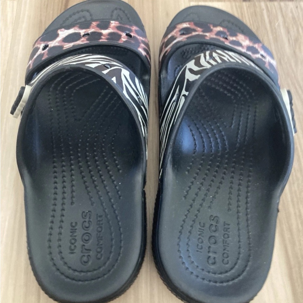 Crocs Classic Animal Remix Slide Sandals Men 5 Women 7 - Picture 2 of 4